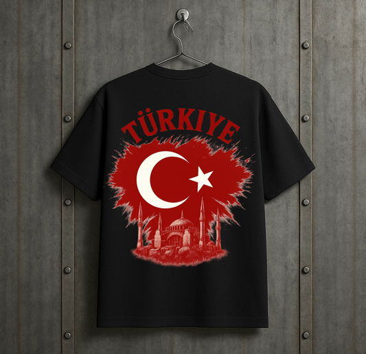 Istanbul Silhouette VACANCY Oversized Shirt